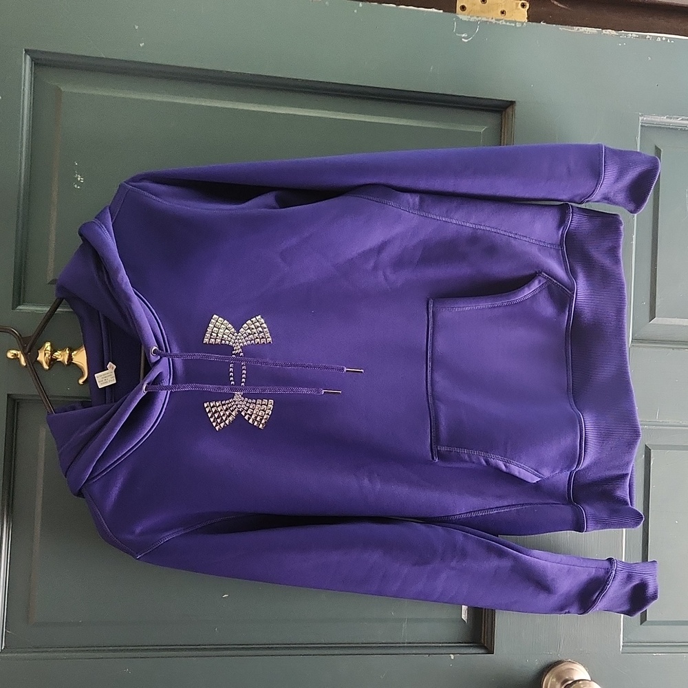 Under Armour hoodie